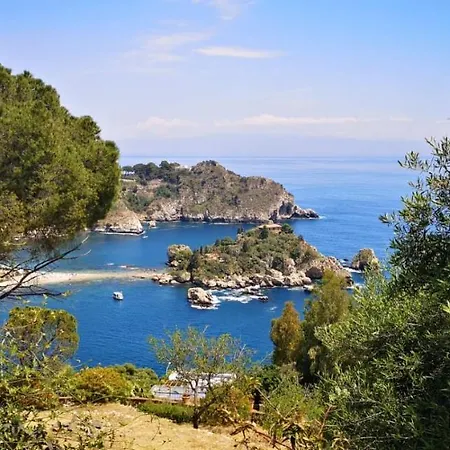 Maison Karme Center *